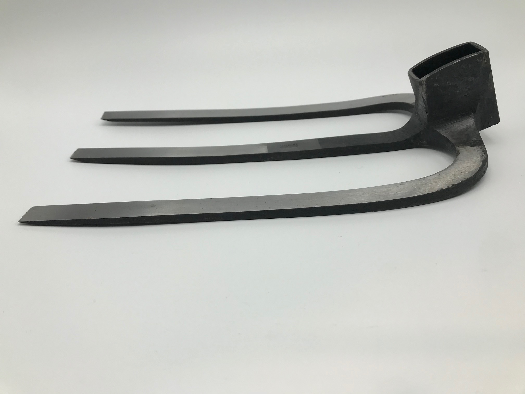 三ツ又鍬 - 画像 (2)