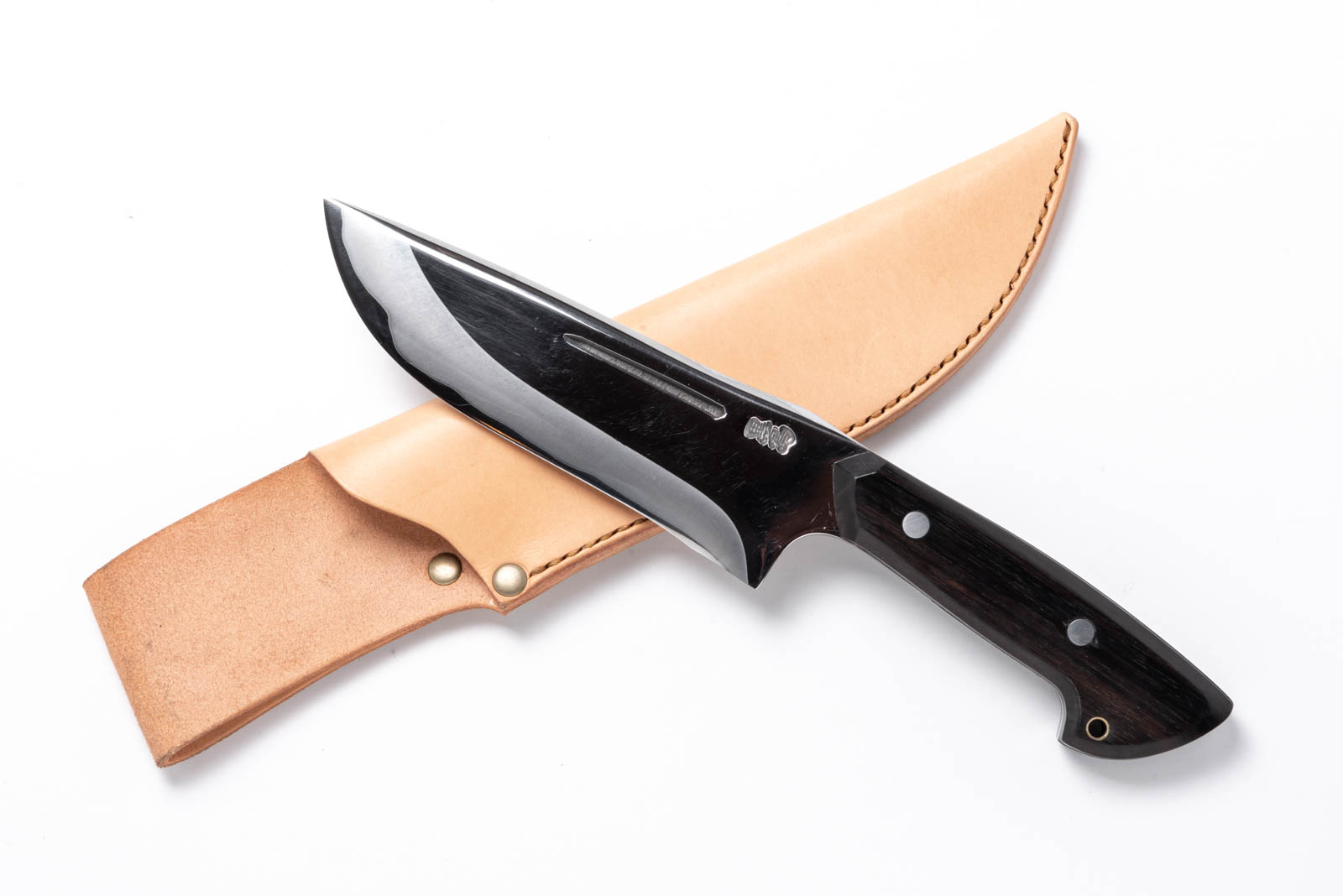 黒檀 銀三ステンレス アウトドアナイフ 5寸厚め シース付き