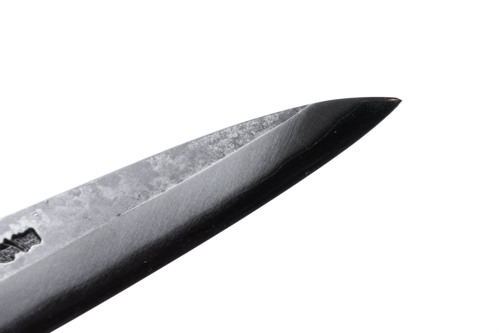 胡桃柄 鉄・鋼(青二) 黒打片刃捌き包丁 5.5寸 - 画像 (4)