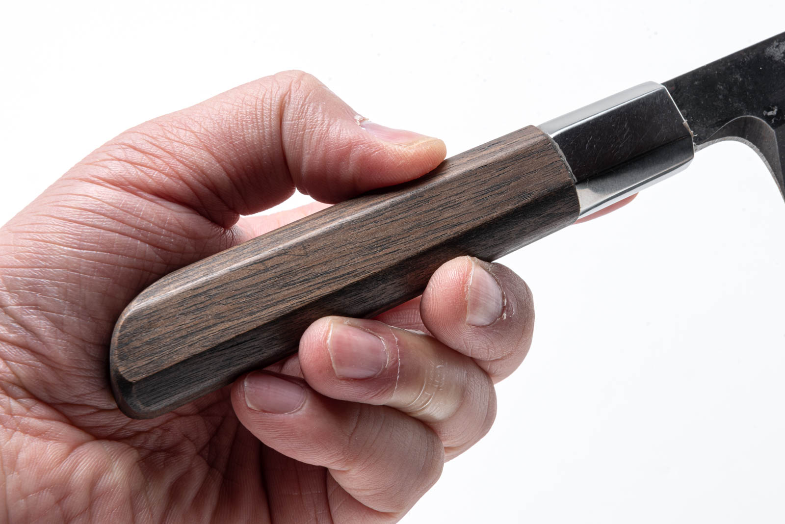 胡桃柄 鉄・鋼(青二) 黒打片刃捌き包丁 5.5寸 - 画像 (6)