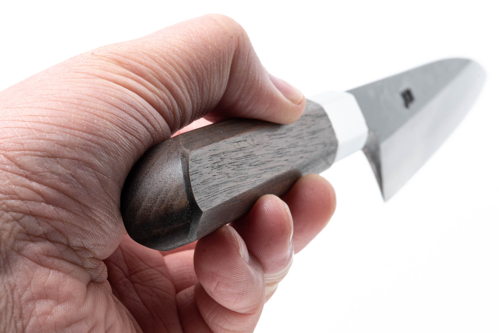 胡桃柄 鉄・鋼(青二) 黒打片刃捌き包丁 5.5寸 - 画像 (7)