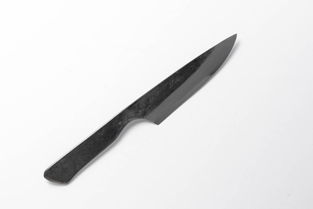 鉄・鋼(青二) 黒打ちナイフ