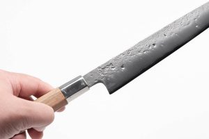 八角胡桃　銀三ステンレス　厚め柳刃包丁　梨地仕上げ