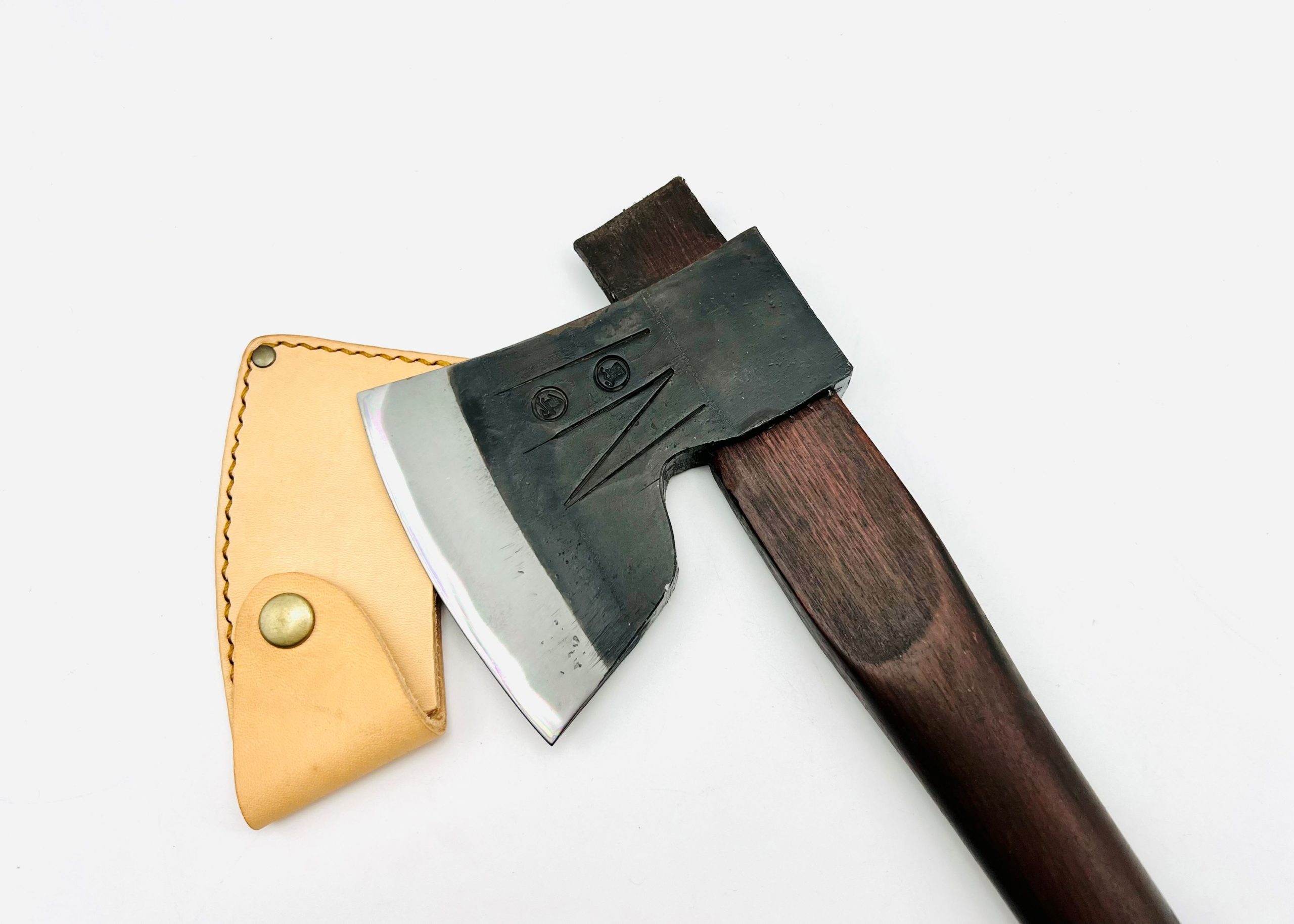 樫柄 鉄・鋼(青二)手斧(大) シュロ縄&革シース付 - 画像 (2)