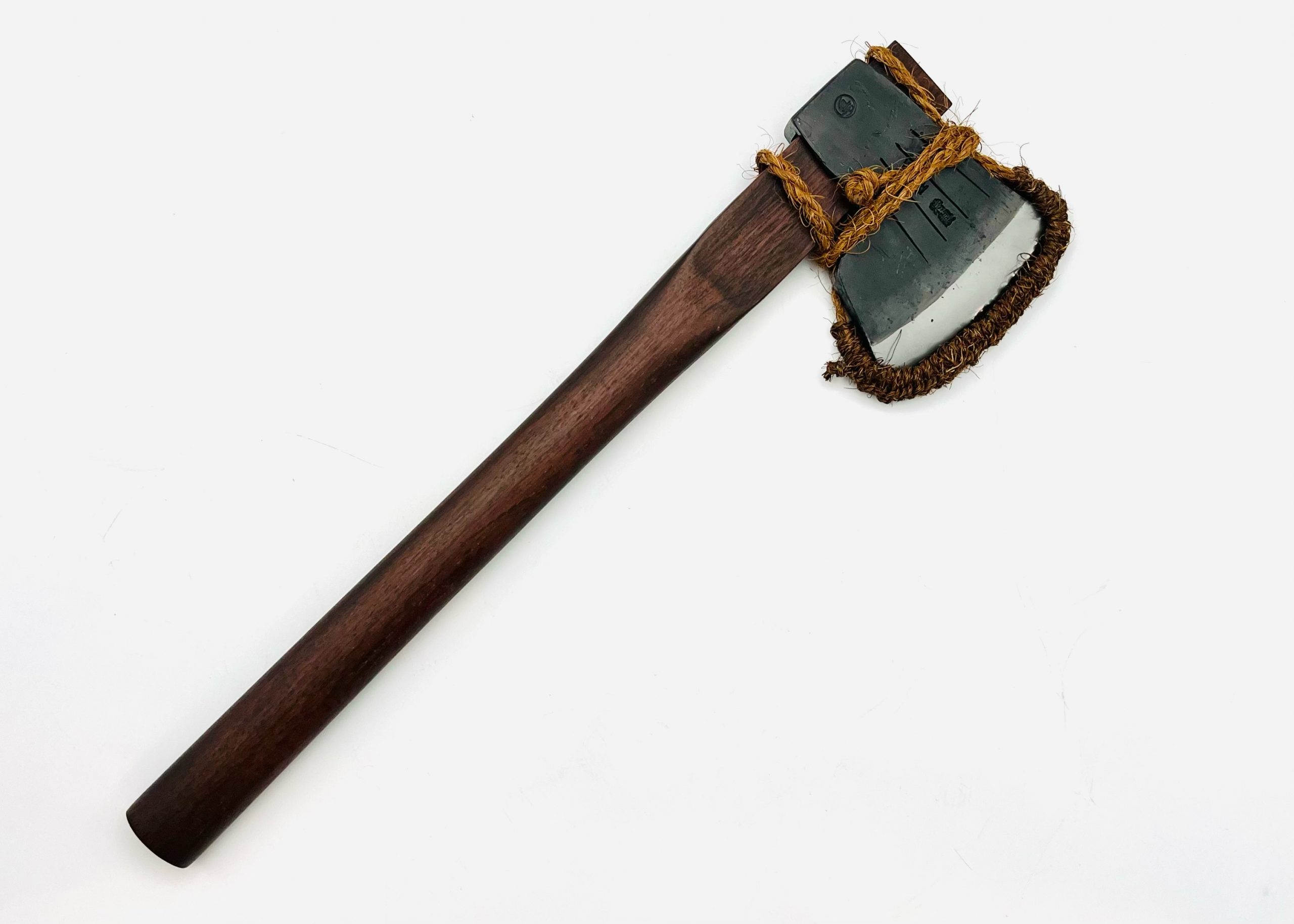 樫柄 鉄・鋼(青二)手斧 シュロ縄&革シース付 - 画像 (9)