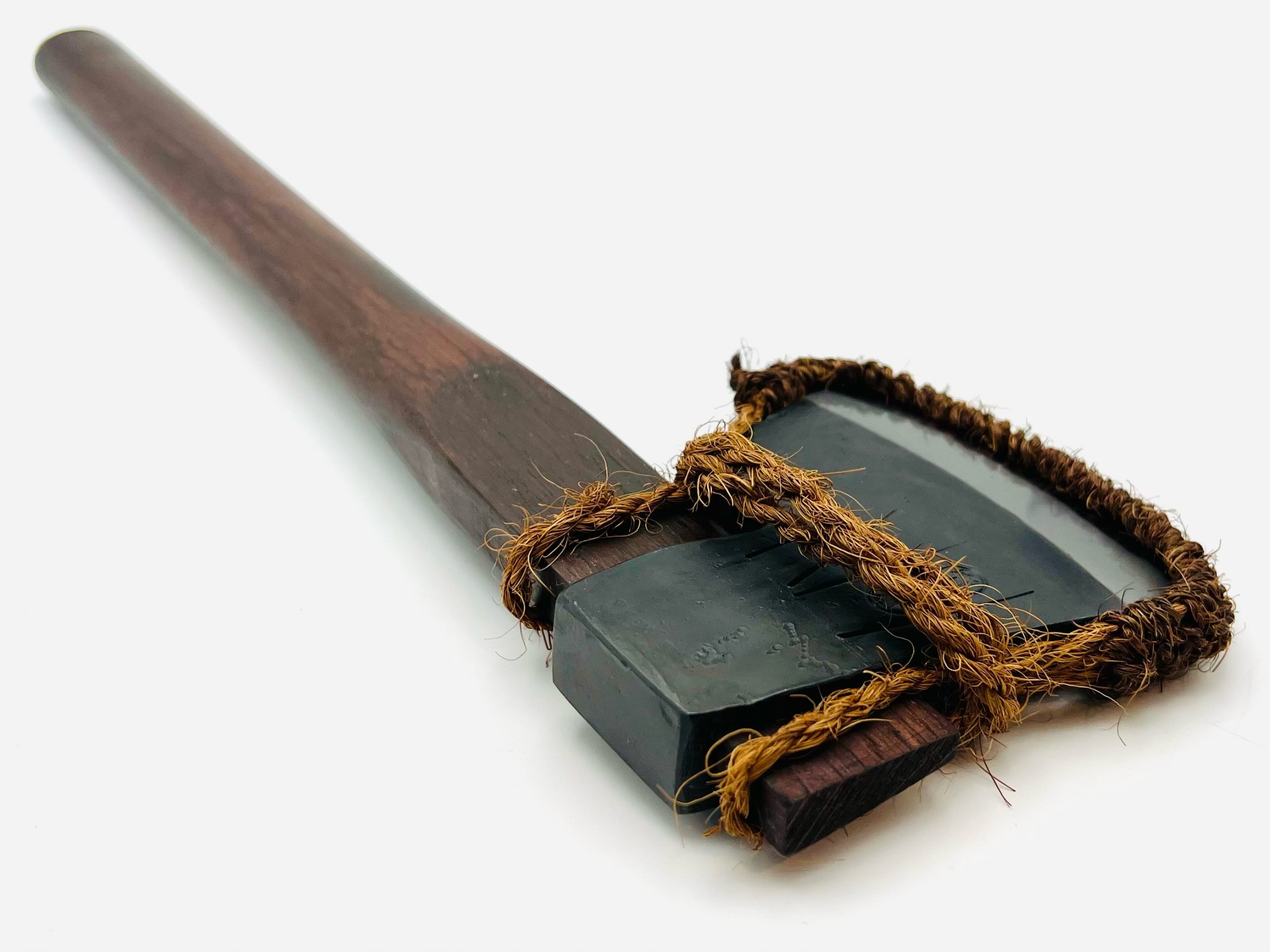 樫柄 鉄・鋼(青二)手斧 シュロ縄&革シース付 - 画像 (11)