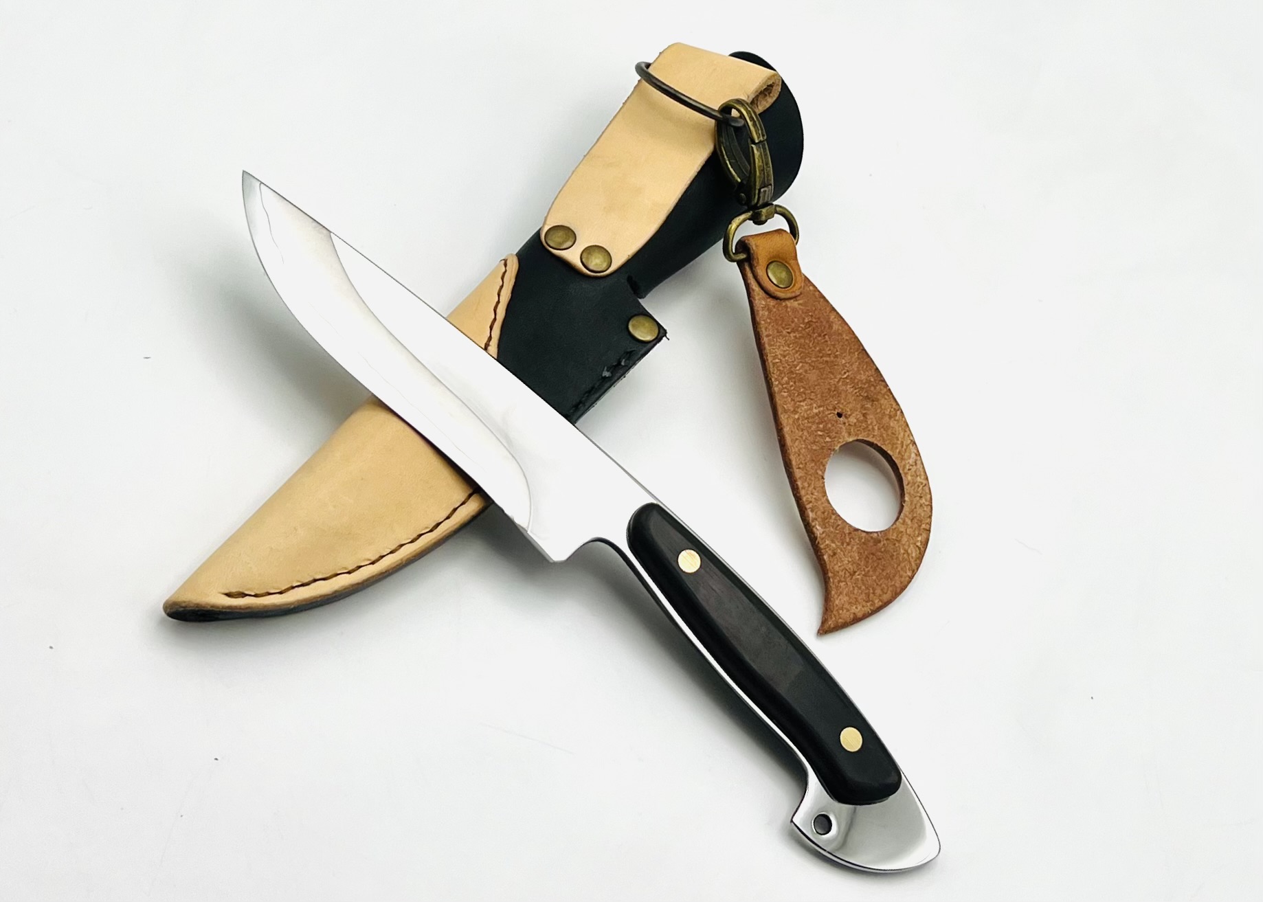 銀三ステンレス アウトドアナイフ 黒檀柄リベット止め ツートンシース - 画像 (2)