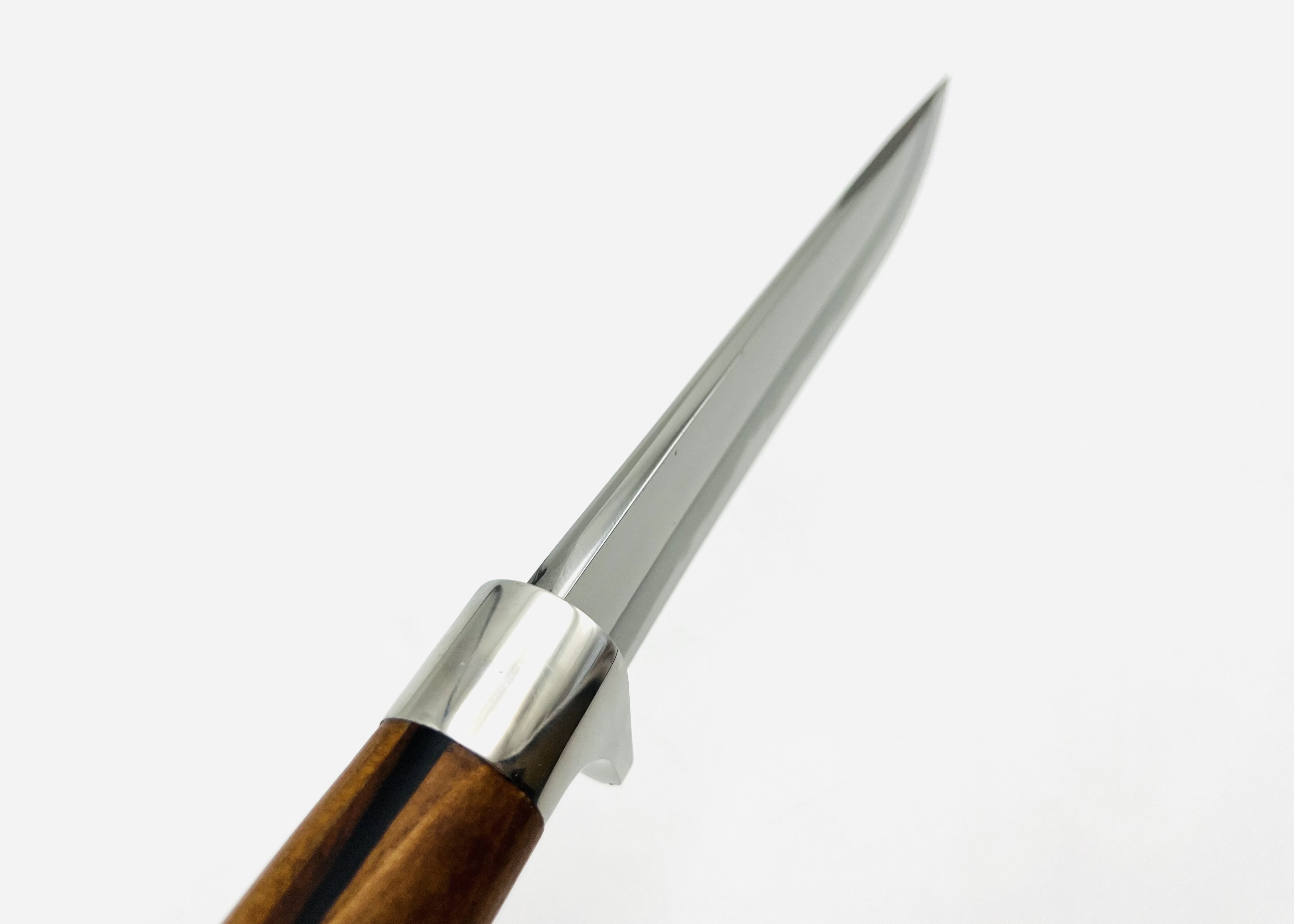 鉄・鋼(青二)槐柄 剣鉈 6.5寸 型押しシース付 - 画像 (3)