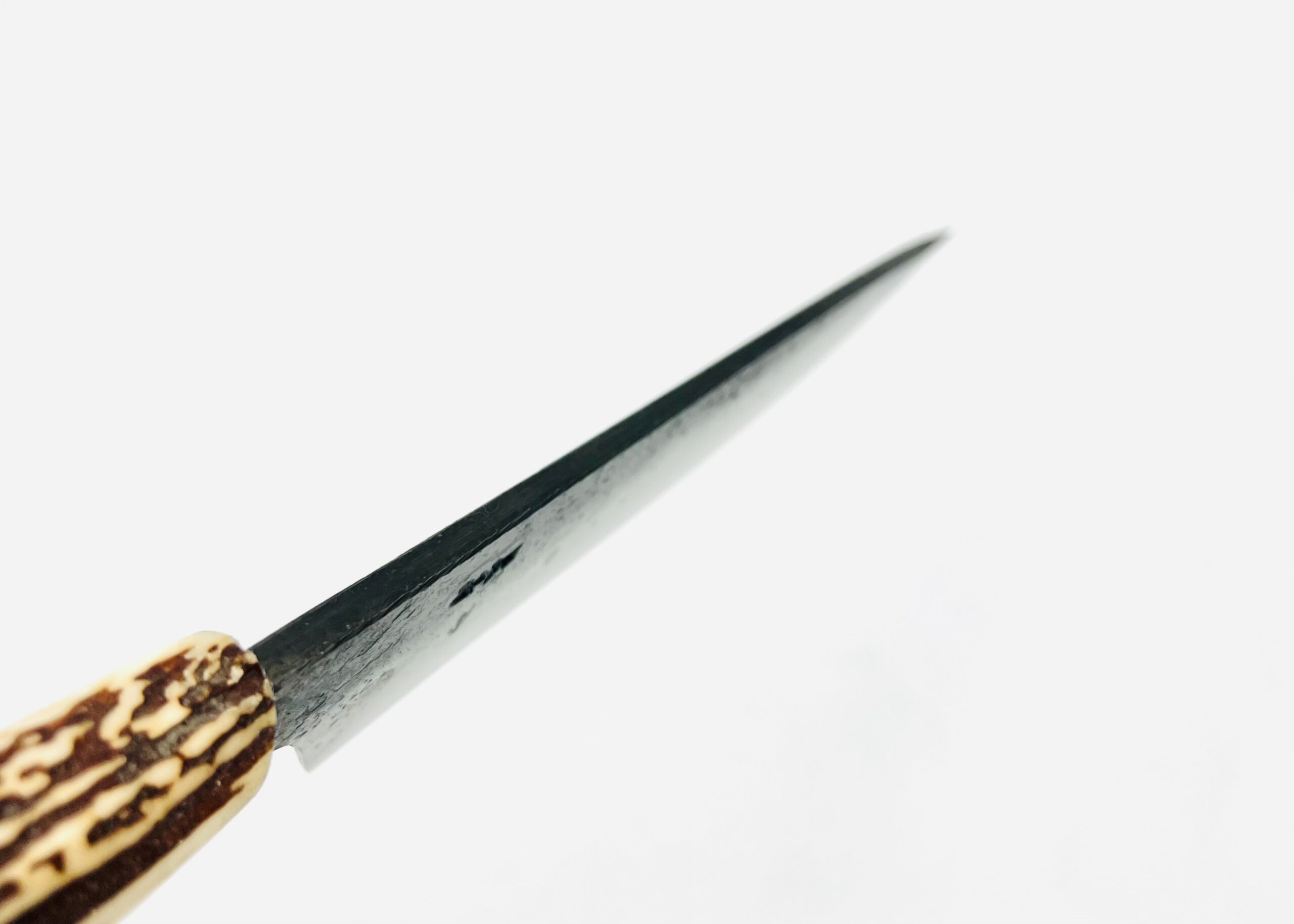 鉄・鋼（青二） 黒打鹿角柄ナイフ 6寸 – 土佐打刃物黒鳥